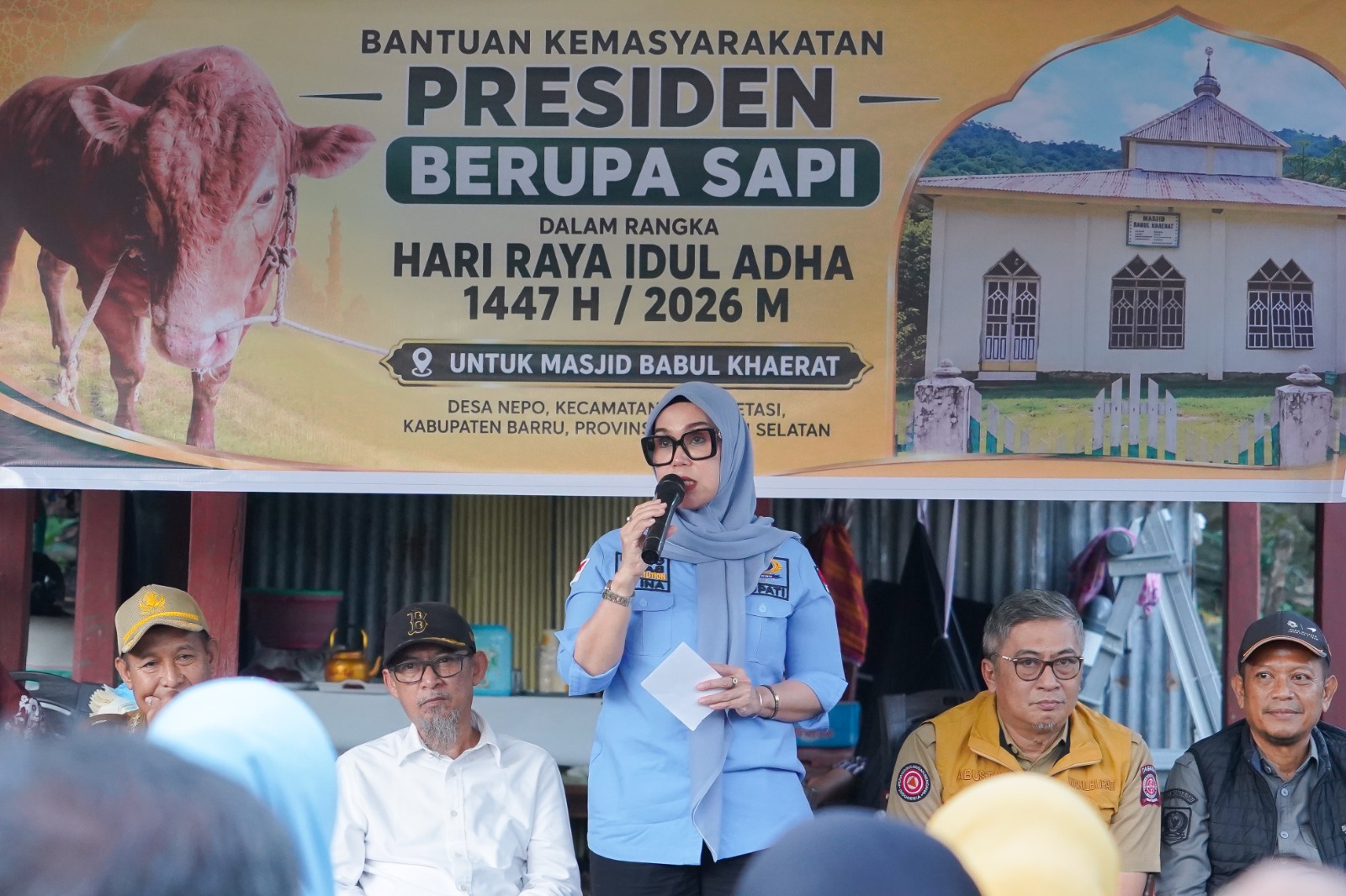 Bupati Barru Serahkan Sapi Kurban Presiden Prabowo untuk Warga Desa Nepo
