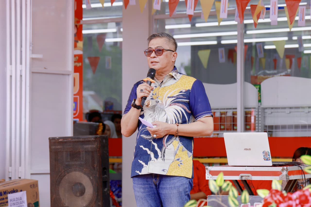 Wabup Barru Resmikan Nganro Mart di Lampoko, Dorong UMKM dan Ekonomi Lokal