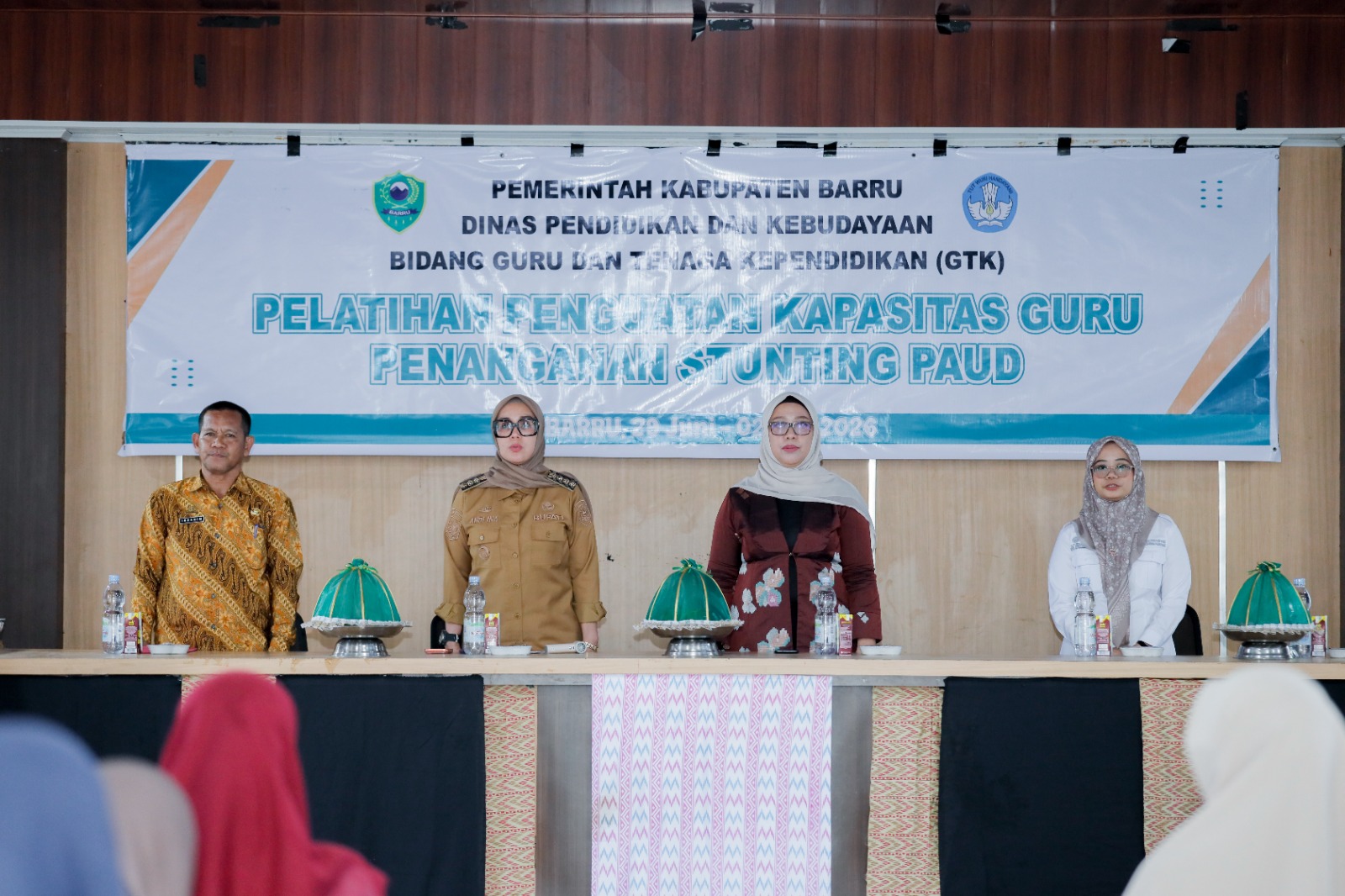 Tekan Prevalensi Stunting, Pemkab Barru Gandeng UNM Latih Puluhan Guru PAUD Deteksi Dini Gizi dan Pola Asuh Anak